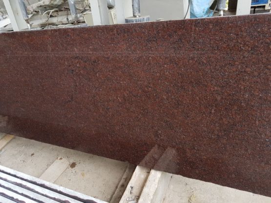 granit ruby red